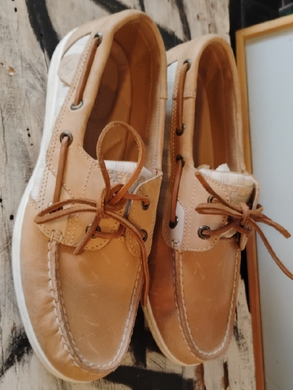 Sperry Tan Leather Boat Shoes - Lace Up Casual